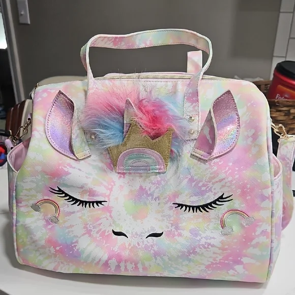 Under One Sky Pastel Travel Bag - Picture 3 of 13